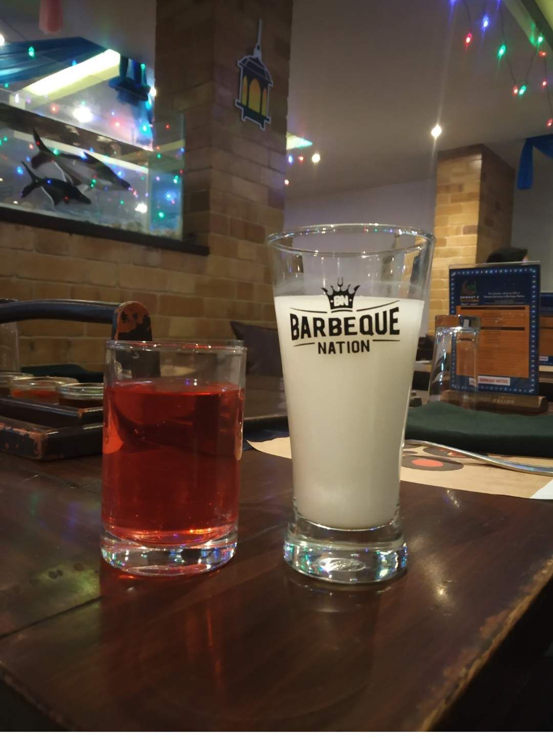 Drink,Alcoholic beverage,Distilled beverage,Pint,Liqueur,Beer,Cocktail,Non-alcoholic beverage,Pint glass,Beer cocktail