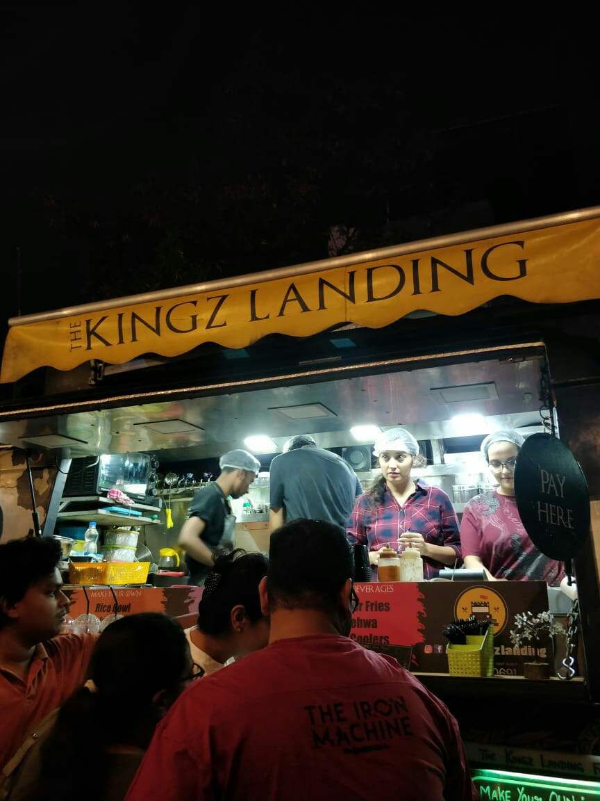 Night,Street food,Public space,Yatai,Stall,Market,Fair,Crowd,Hawker,Food