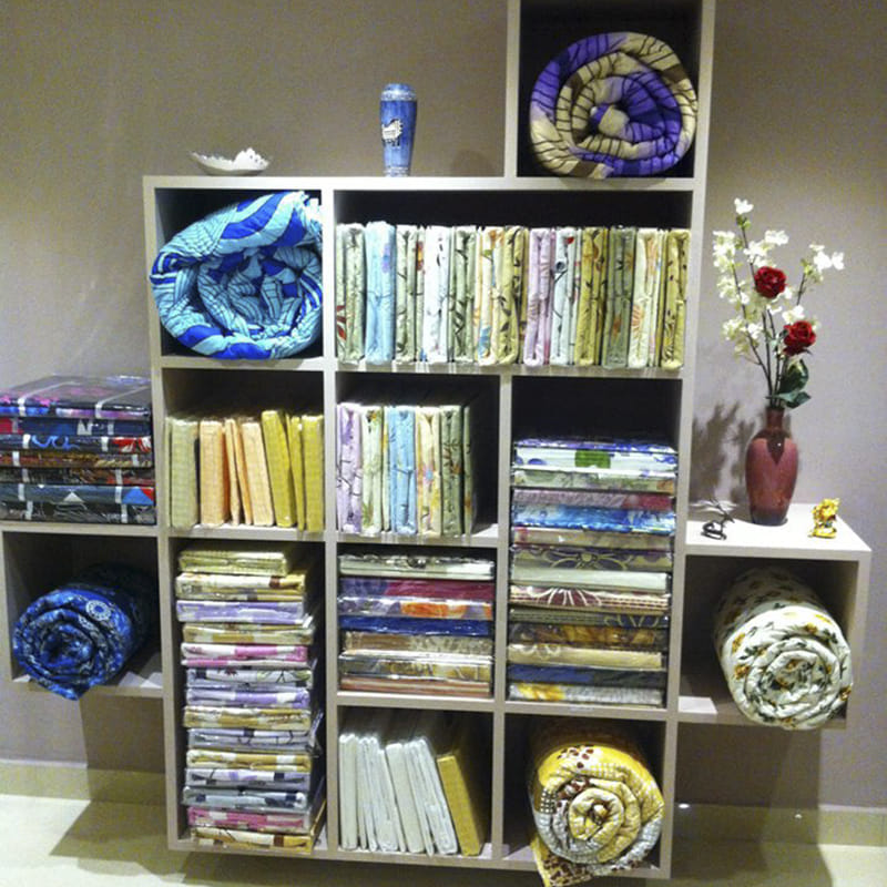 Shelf,Shelving,Collection,Bookcase,Furniture,Room,Display case,Book