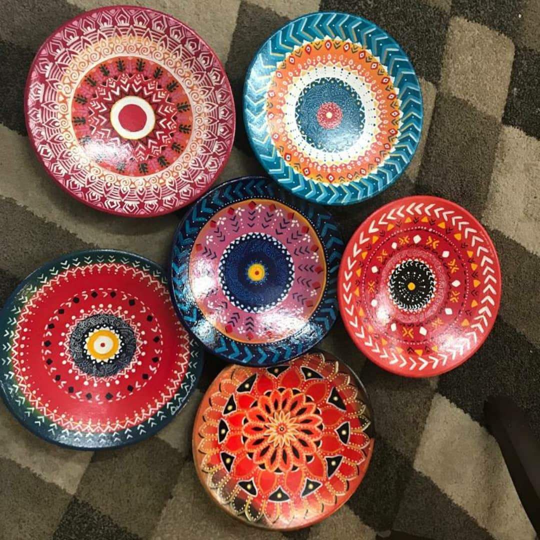 Circle,Textile,Wheel,Tableware,Plate,Art