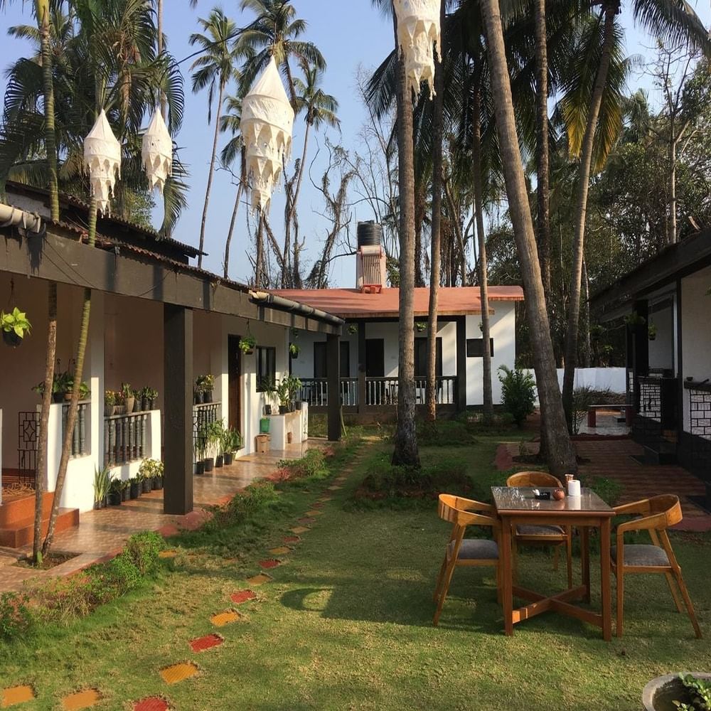 Property,House,Building,Real estate,Home,Resort,Tree,Hacienda,Estate,Residential area