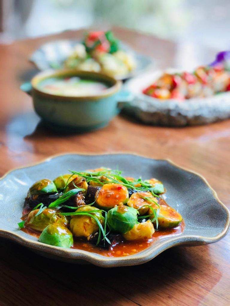 Dish,Food,Cuisine,Ingredient,Produce,Staple food,Recipe,Vegetarian food,Vegetable,Meat