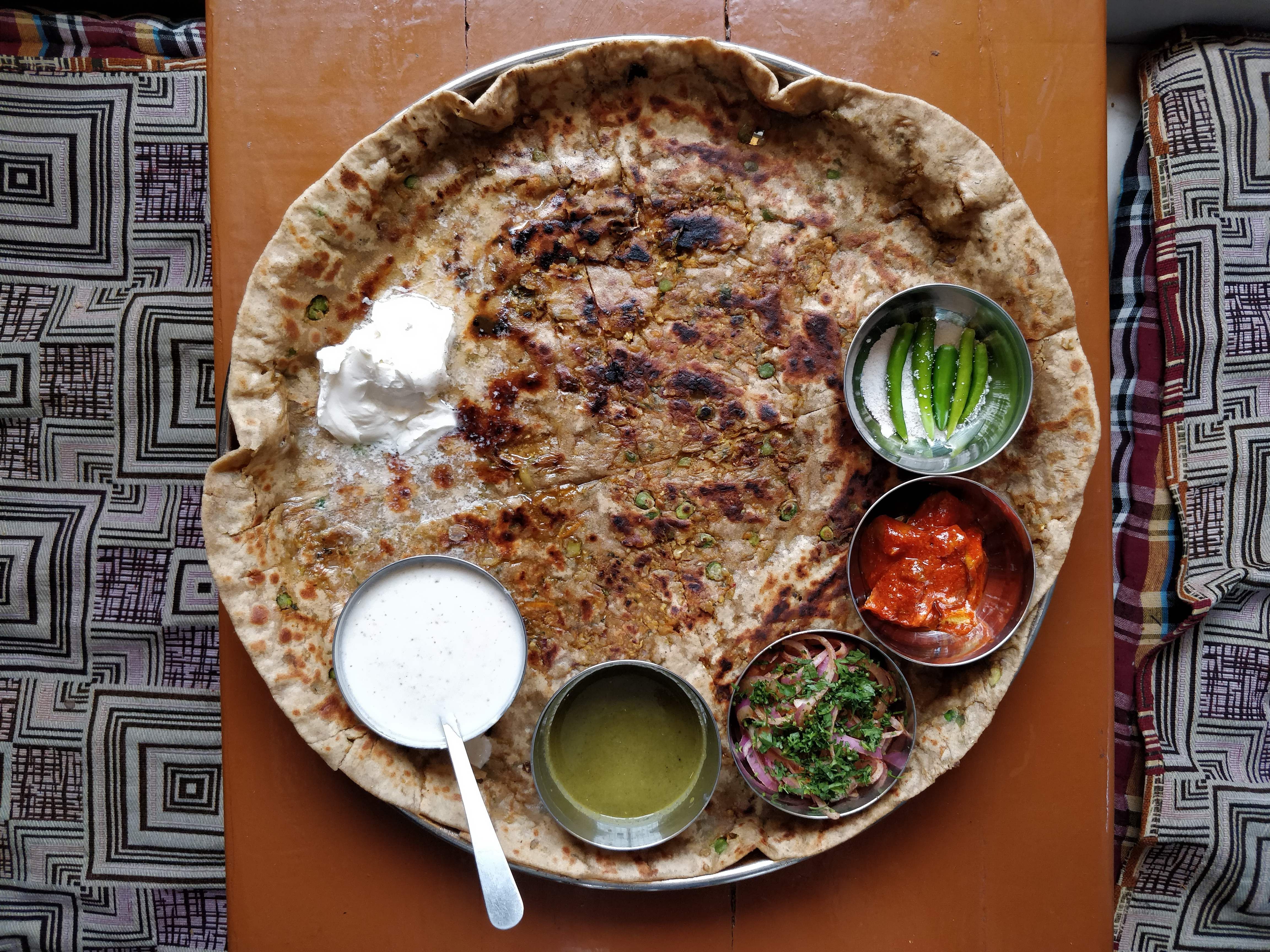 Dish,Food,Cuisine,Ingredient,Flatbread,Manakish,Recipe,Produce,Platter,Comfort food