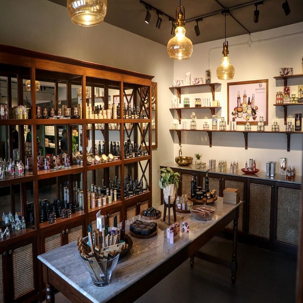 Building,Room,Interior design,Collection,Barware,Furniture,Distilled beverage,Shelving,Liquor store,Tavern