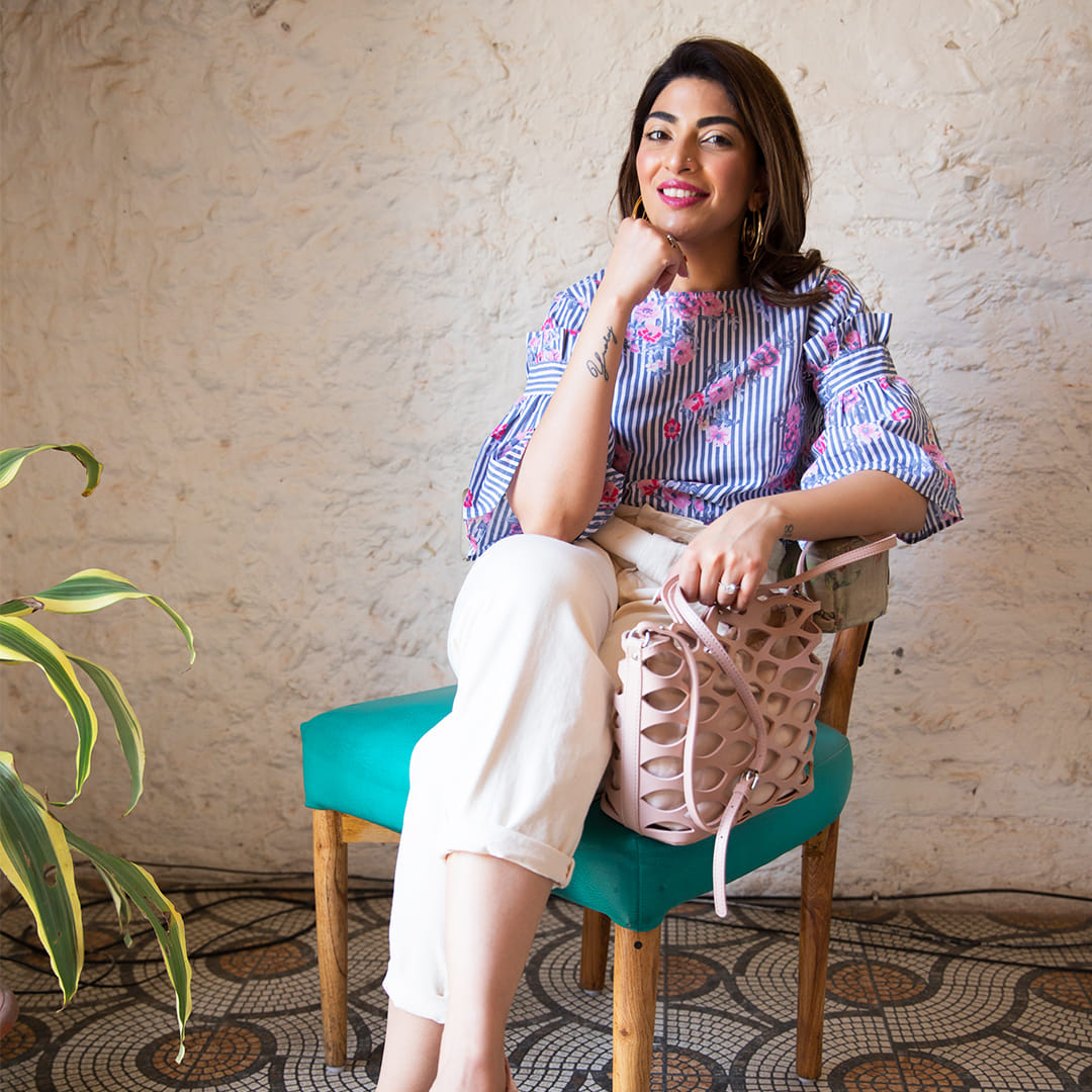 White,Sitting,Clothing,Green,Blue,Shoulder,Skin,Beauty,Fashion,Turquoise