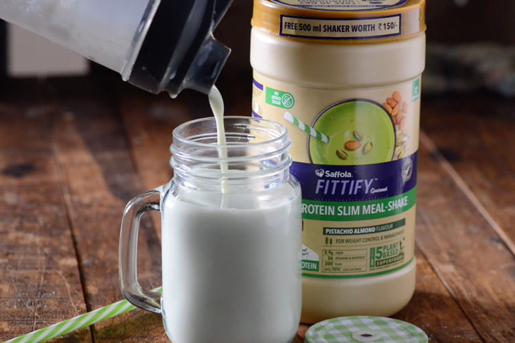 Buttermilk,Grain milk,Almond milk,Raw milk,Food,Dairy,Drink,Cream,Hemp milk,Milk punch