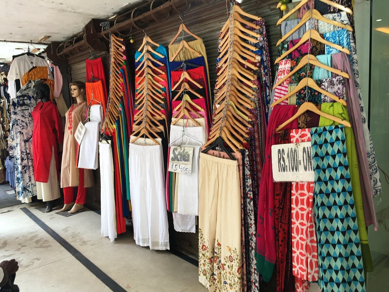 Boutique,Textile,Room,Bazaar,Outlet store