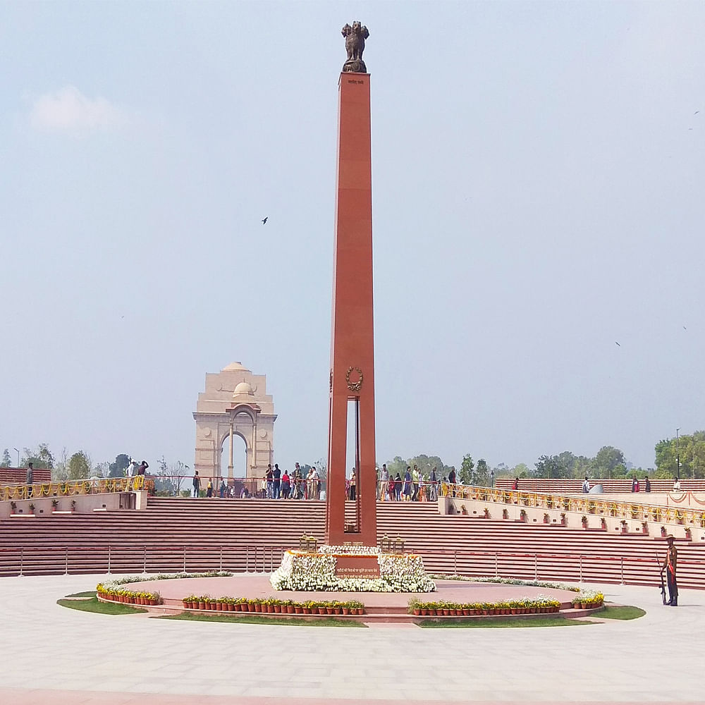 Landmark,Monument,Obelisk,Memorial,National historic landmark,National monument,Column,Town square