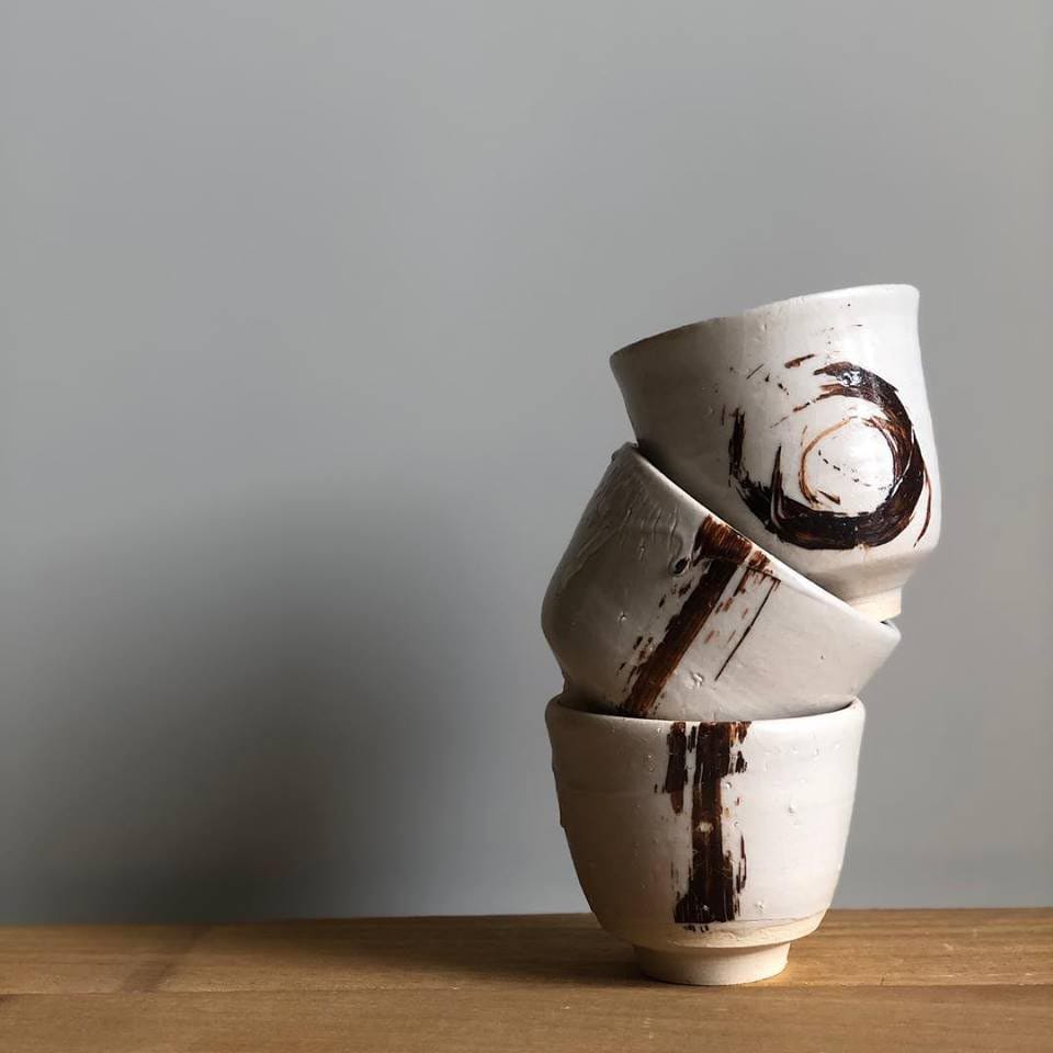 Still life photography,Mug,Sculpture,Still life,Ceramic,Art,Cup,Plaster