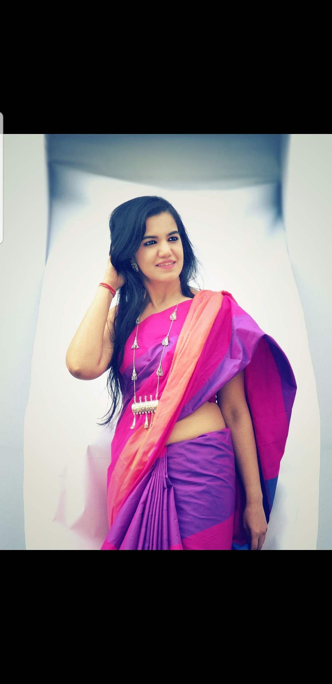 Sari,Clothing,Blue,Pink,Magenta,Purple,Beauty,Photo shoot,Cool,Formal wear