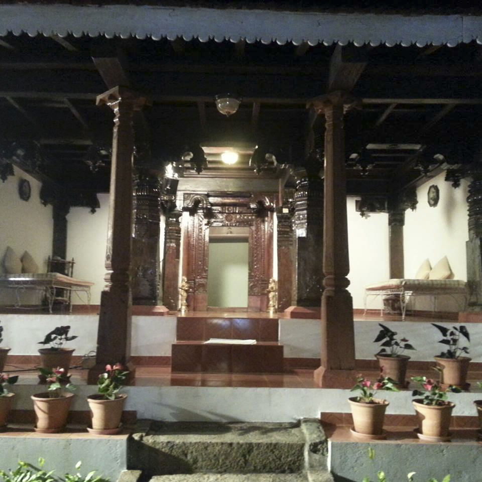 Building,Architecture,Column,Temple,Shrine,Place of worship