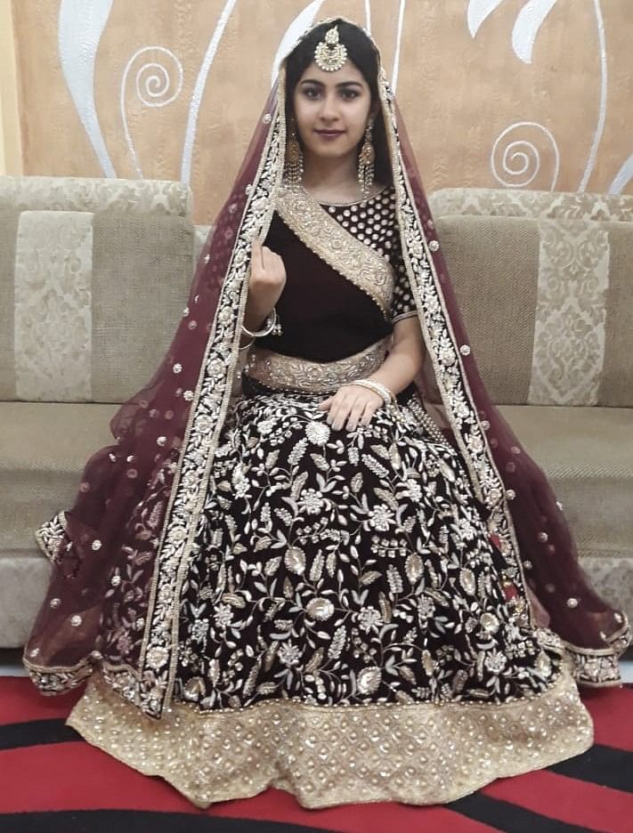 Clothing,Dress,Lady,Fashion,Tradition,Fashion design,Formal wear,Beige,Bride,Gown