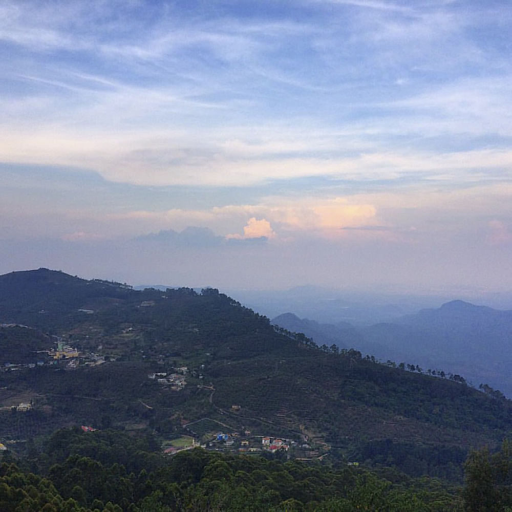 Sky,Mountainous landforms,Hill station,Cloud,Mountain,Atmospheric phenomenon,Hill,Morning,Evening,Natural landscape