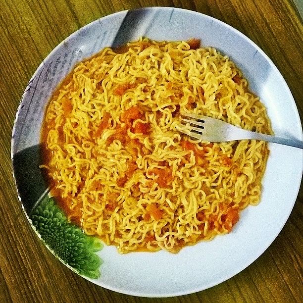 Food,Dish,Noodle,Cuisine,Ingredient,Instant noodles,Fideo,Capellini,Indomie,Chinese noodles