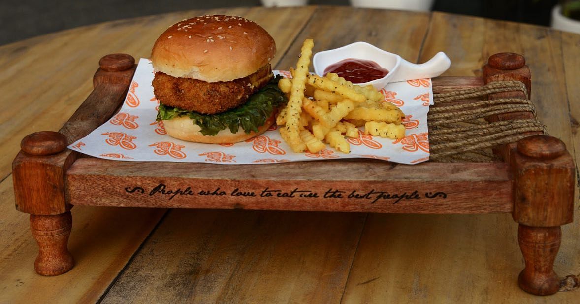 Dish,Hamburger,Junk food,Food,Fast food,Buffalo burger,Veggie burger,Cuisine,Cheeseburger,French fries