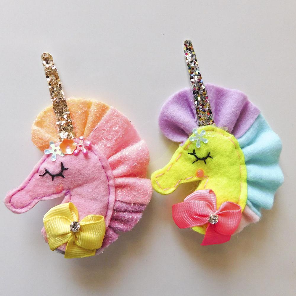 Pink,Unicorn,Product,Baby toys,Fictional character,Giraffe,Fashion accessory,Stuffed toy,Mythical creature