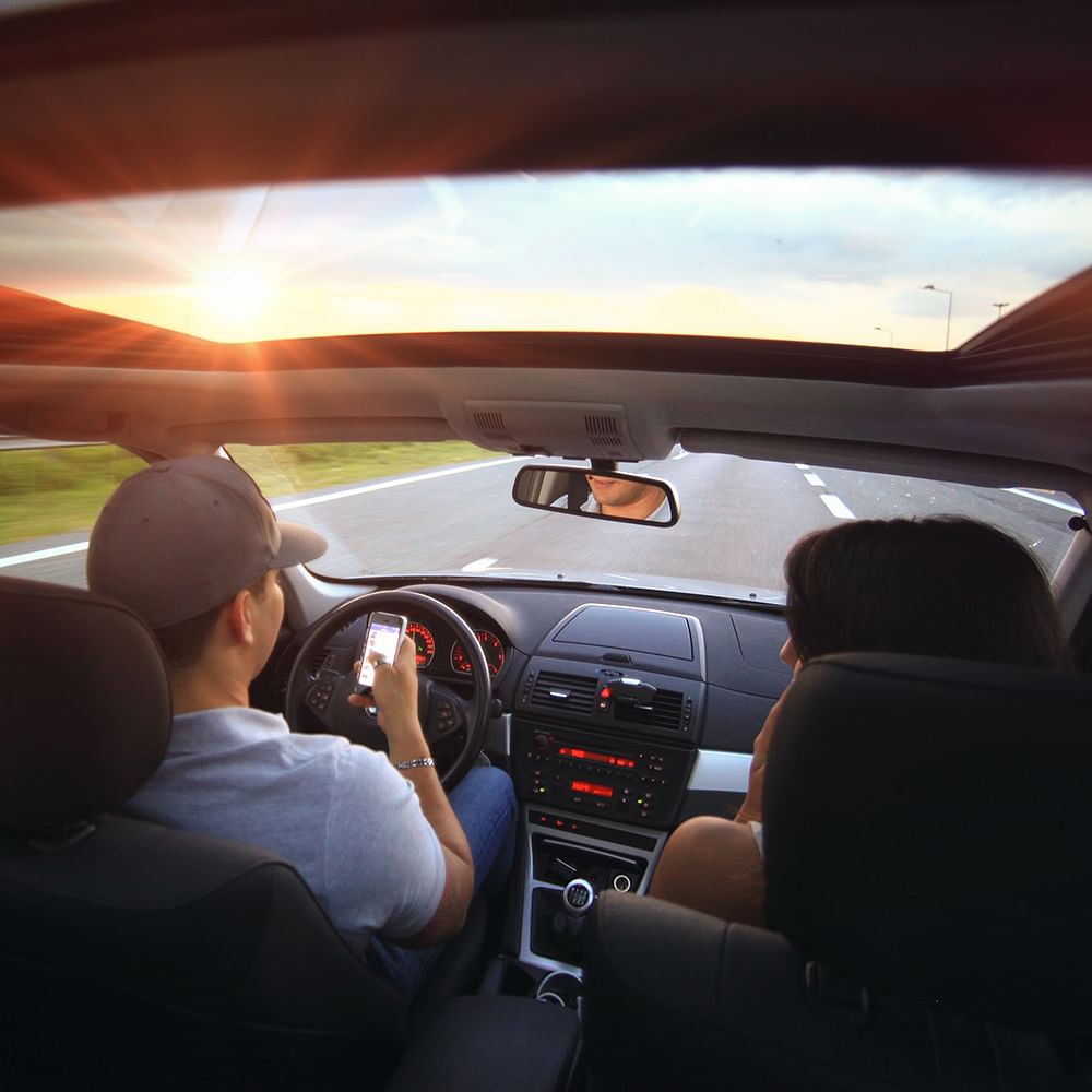 Vehicle,Car,Driving,Rear-view mirror,Steering wheel,Automotive exterior,Automotive mirror,Family car,Mid-size car,Steering part