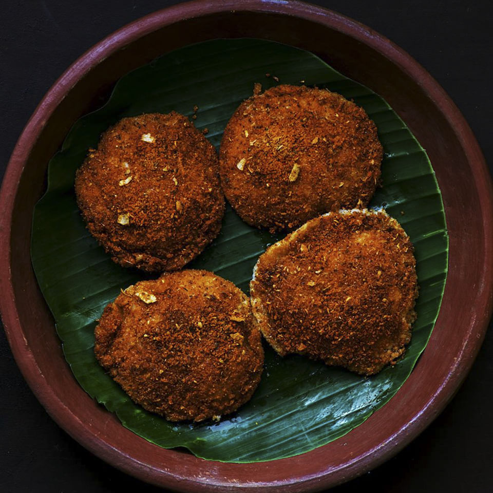 Dish,Food,Cuisine,Ingredient,Falafel,Meatball,Cutlet,Vegetarian food,Fried food,Produce