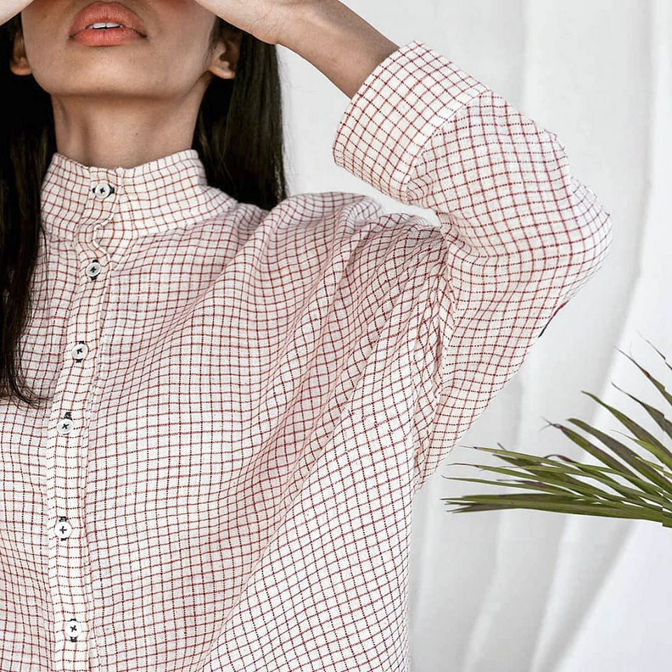 Clothing,White,Neck,Collar,Shoulder,Sleeve,Outerwear,Pattern,Design,Blouse