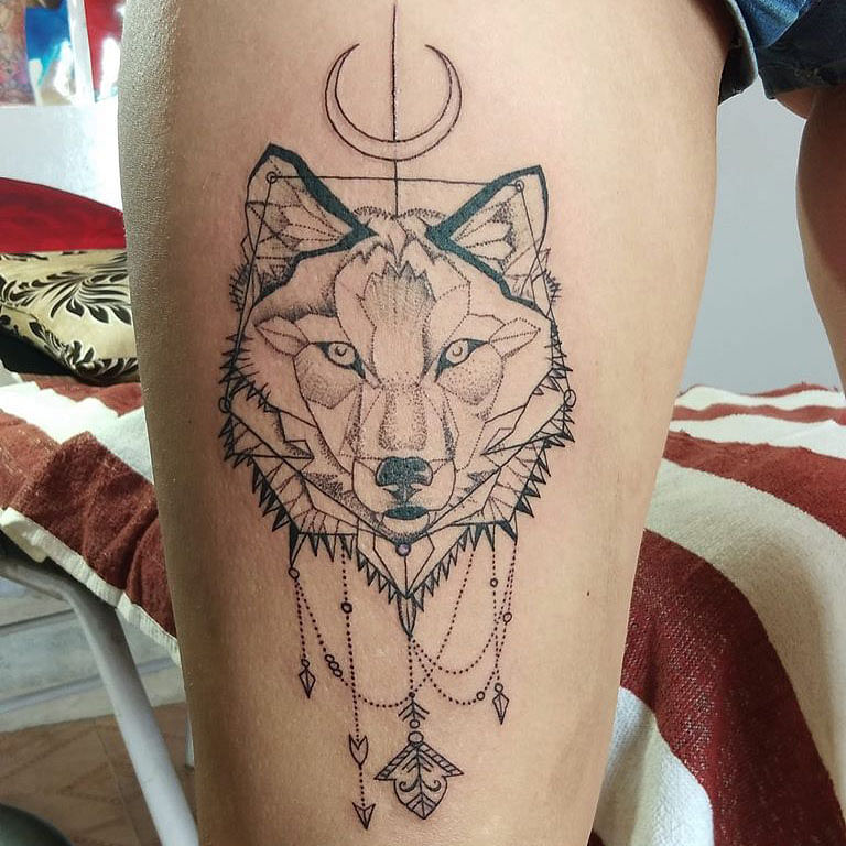 Tattoo,Shoulder,Temporary tattoo,Arm,Joint,Canidae,Human leg,Human body,Line,Wolf