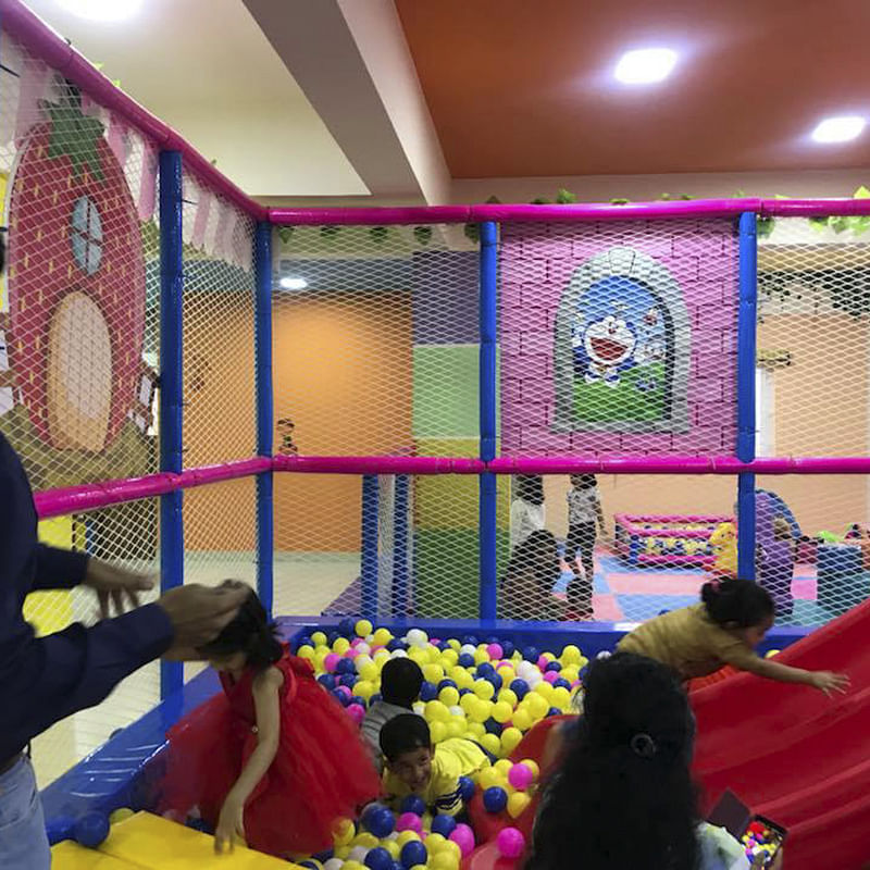 Play,Child,Fun,Ball pit,Playground,Room,Leisure,Recreation,Games,Leisure centre