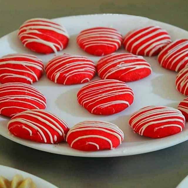 Food,Christmas,Red,Candy cane,Confectionery,Cuisine,Dish,Candy,Recipe,Holiday