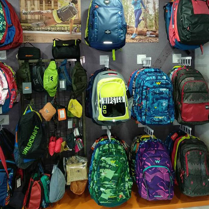 Backpack,Baggage,Bag,Hand luggage,Cap,Luggage and bags,Hiking equipment