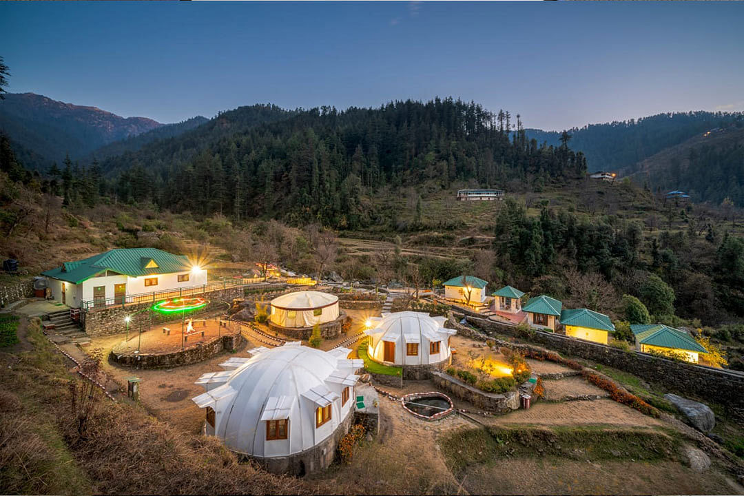 Hill station,Mountain,Mountain village,Aerial photography,Sky,Rural area,Hill,Village,Landscape,Photography