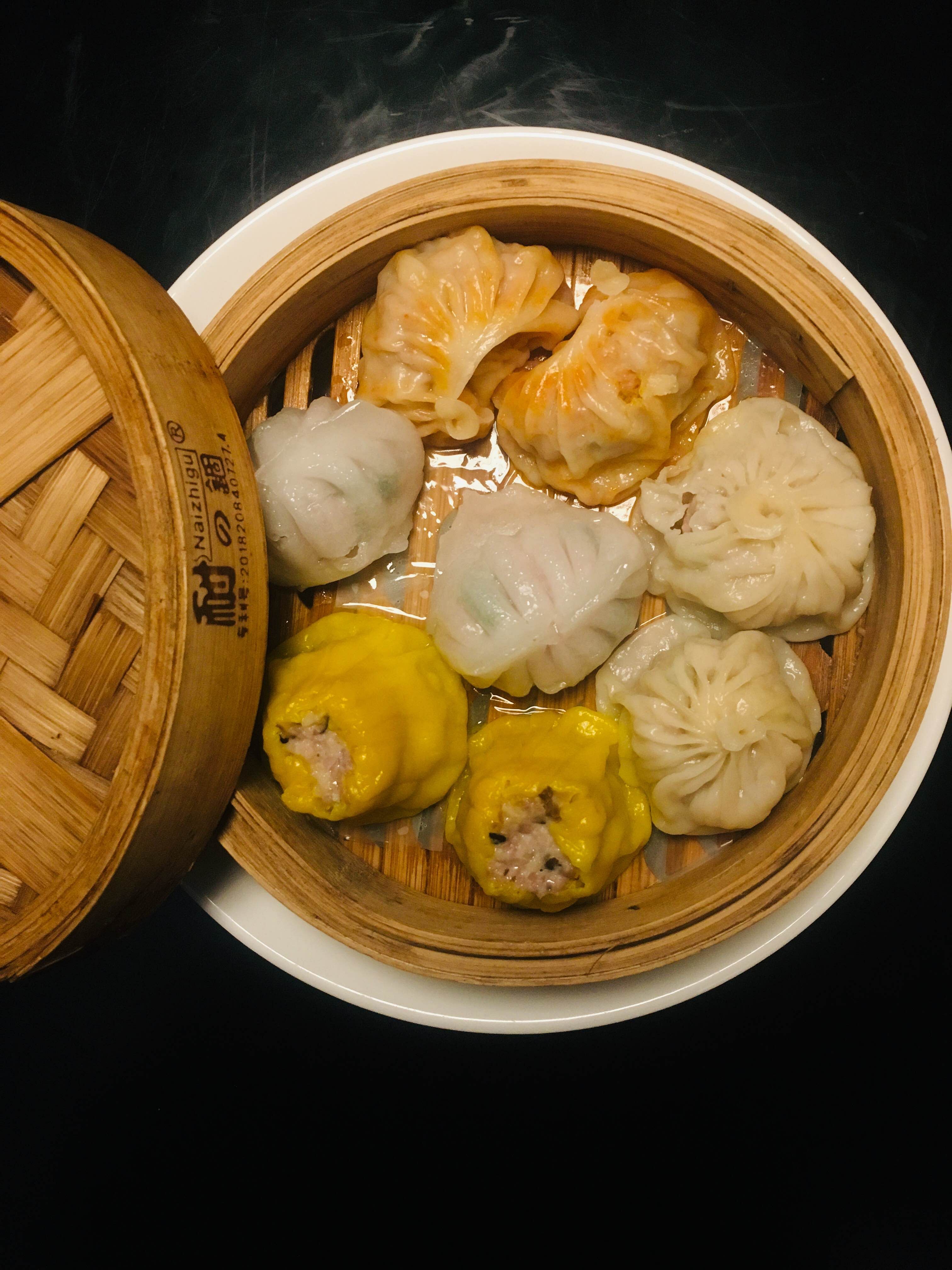 Food,Dim sum,Dish,Cuisine,Dumpling,Xiaolongbao,Dim sim,Shumai,Mongolian food,Ingredient