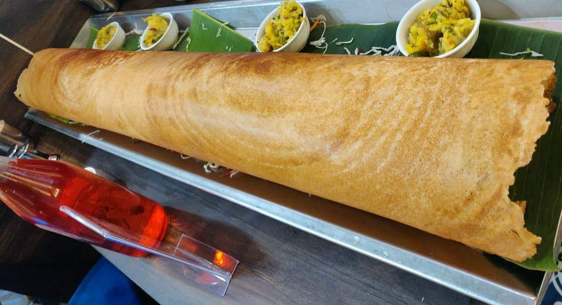 Dish,Food,Cuisine,Dosa,Taquito,Ingredient,Kati roll,Indian cuisine,Cheese roll,Filo