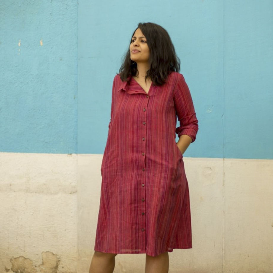 Clothing,Pink,Dress,Maroon,Outerwear,Fashion,Sleeve,Formal wear,Pattern,Textile