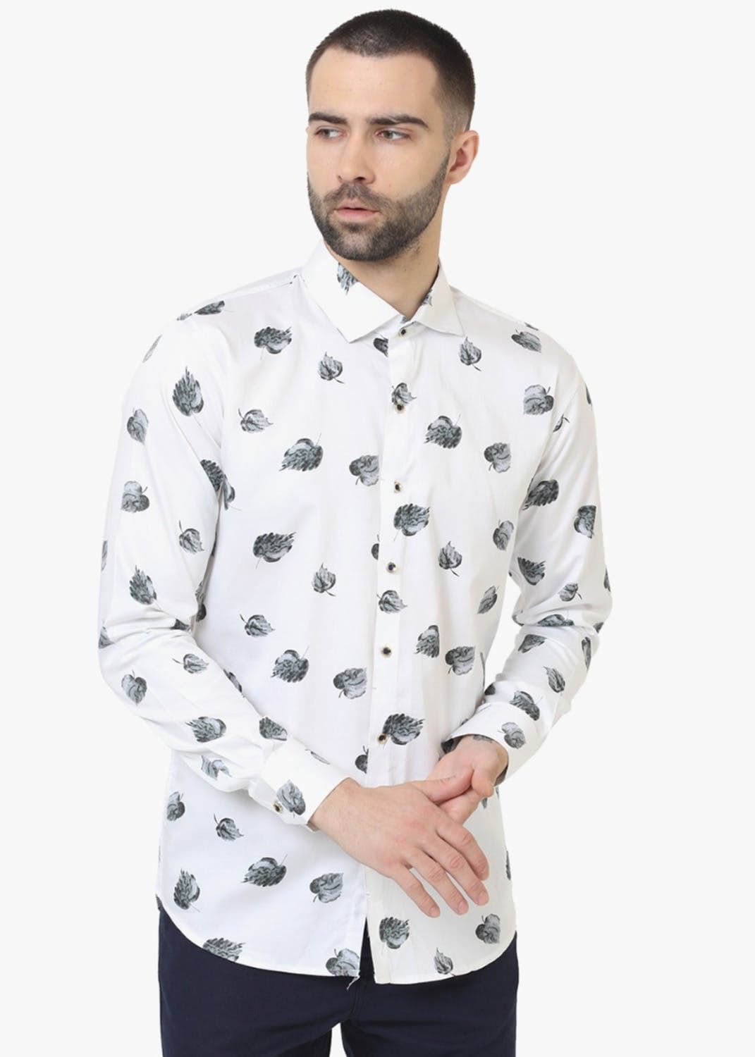 Clothing,White,Sleeve,Collar,Button,T-shirt,Neck,Pattern,Outerwear,Pocket
