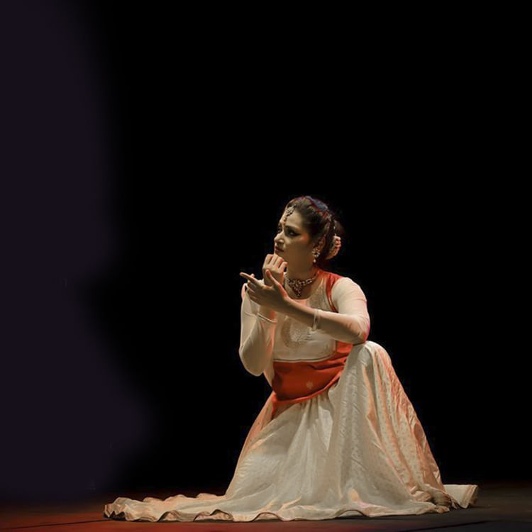 Performing arts,Entertainment,Performance art,Performance,Event,Dance,Dancer,Human body,Scene,Choreography