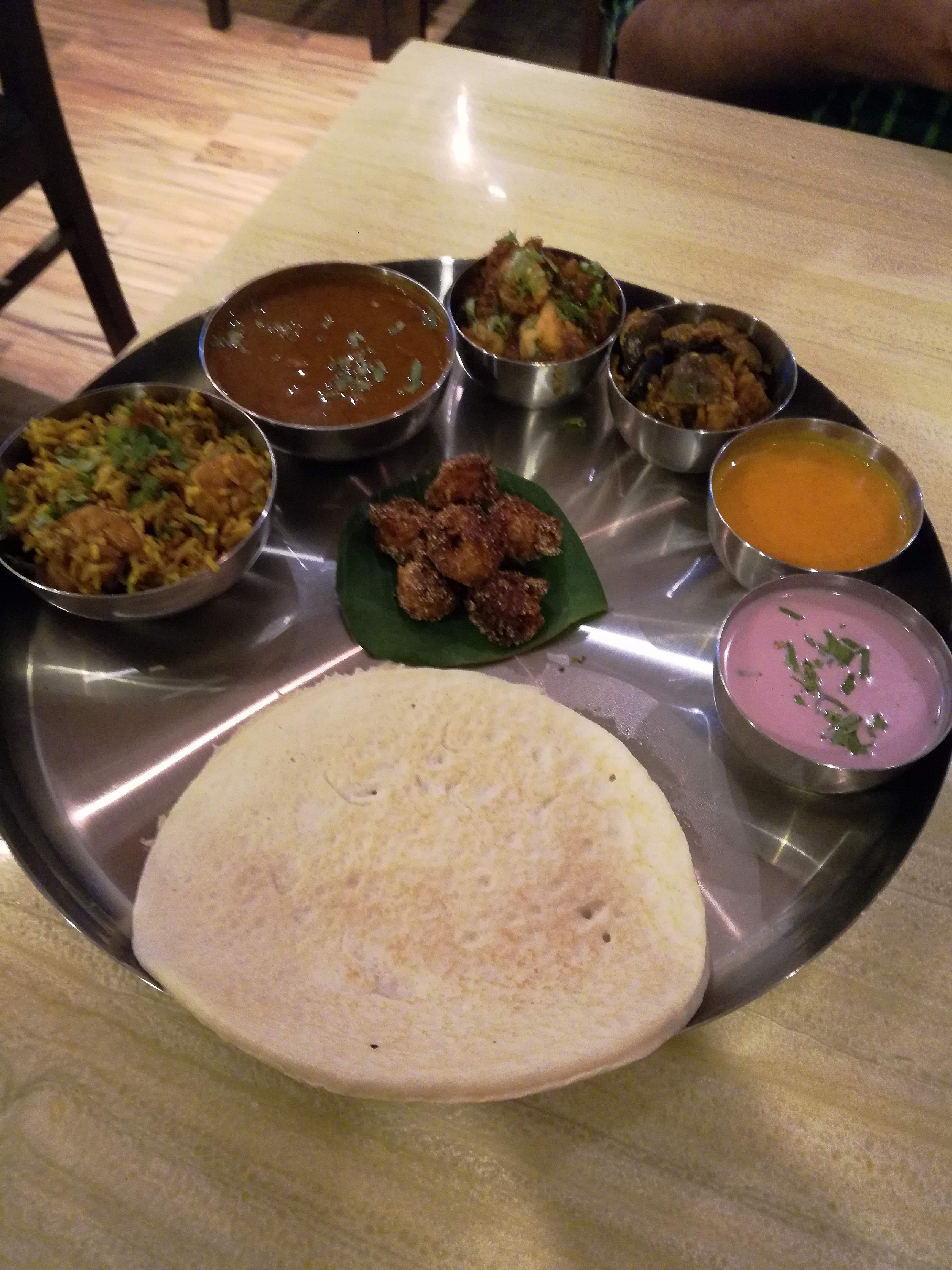 Dish,Food,Cuisine,Meal,Ingredient,Produce,Vegetarian food,Lunch,Indian cuisine,Flatbread