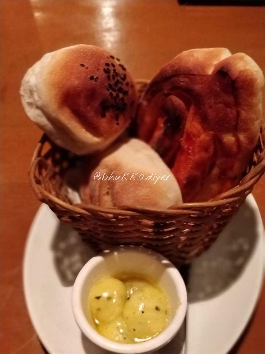 Dish,Food,Cuisine,Ingredient,Produce,Comfort food,Hong Kong cuisine,Breakfast,Bread roll