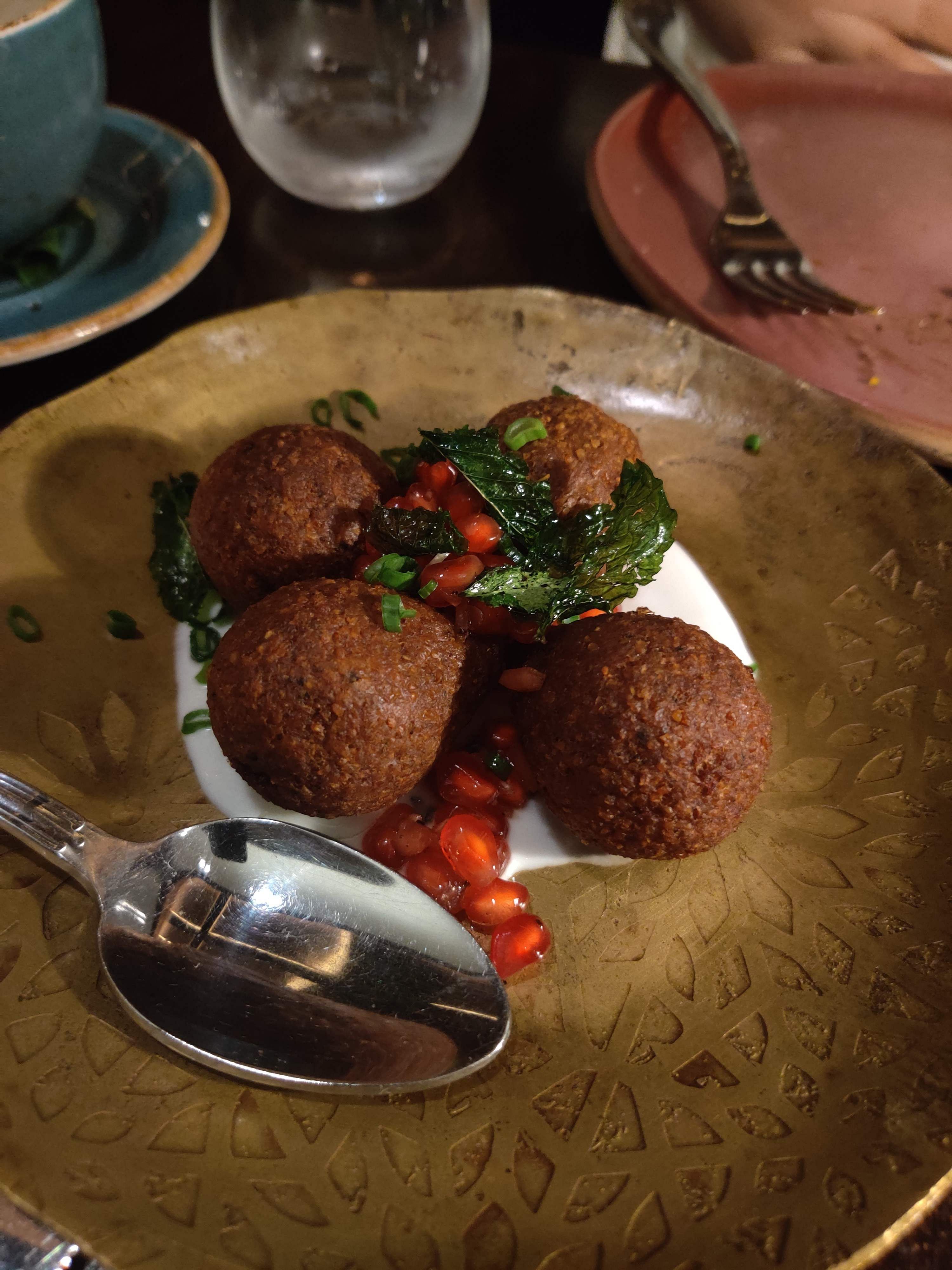 Dish,Food,Cuisine,Ingredient,Falafel,Meatball,Kibbeh,Produce,Comfort food,Venison