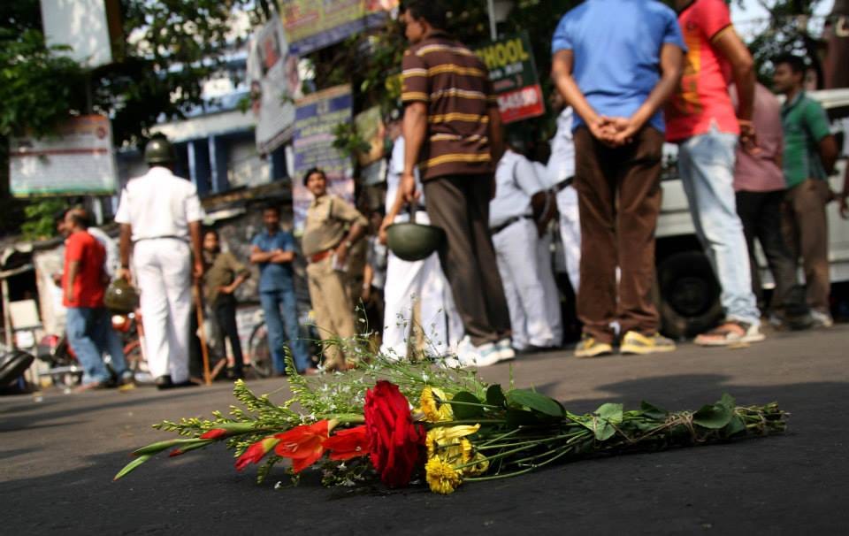 Flower,Floristry,Floral design,Plant,Flower Arranging,Event,Temple,Street,Art,Ceremony