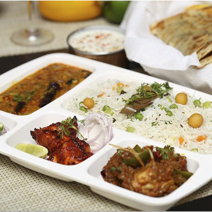Dish,Food,Cuisine,Ingredient,Meal,Plate lunch,Produce,Staple food,Meat,Recipe