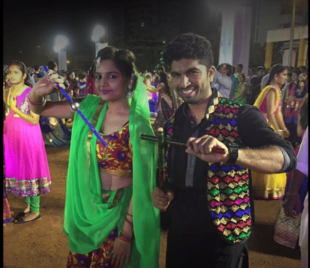 People,Event,Fun,Festival,Carnival,Costume,Tradition,Smile,Crowd,Performance