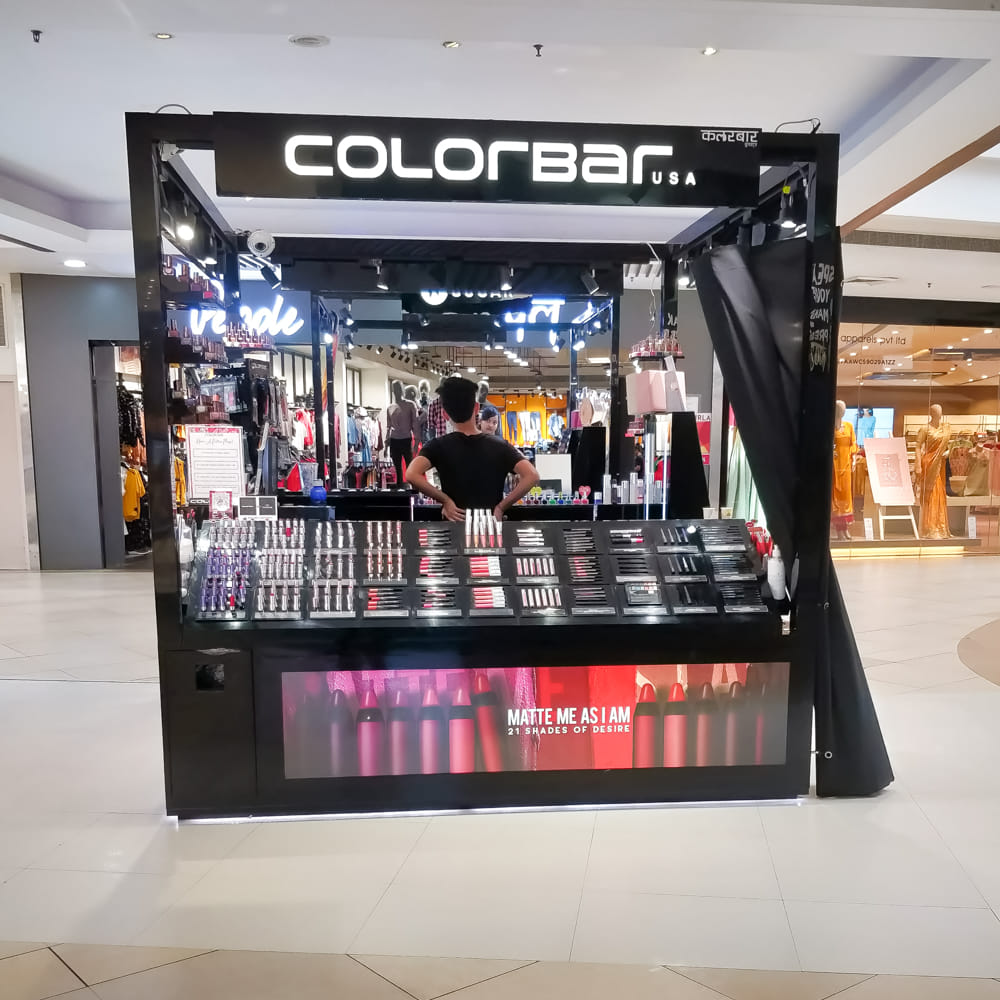 Product,Outlet store,Building,Fashion,Retail,Eyewear,Shopping mall,Interior design,Brand,Boutique