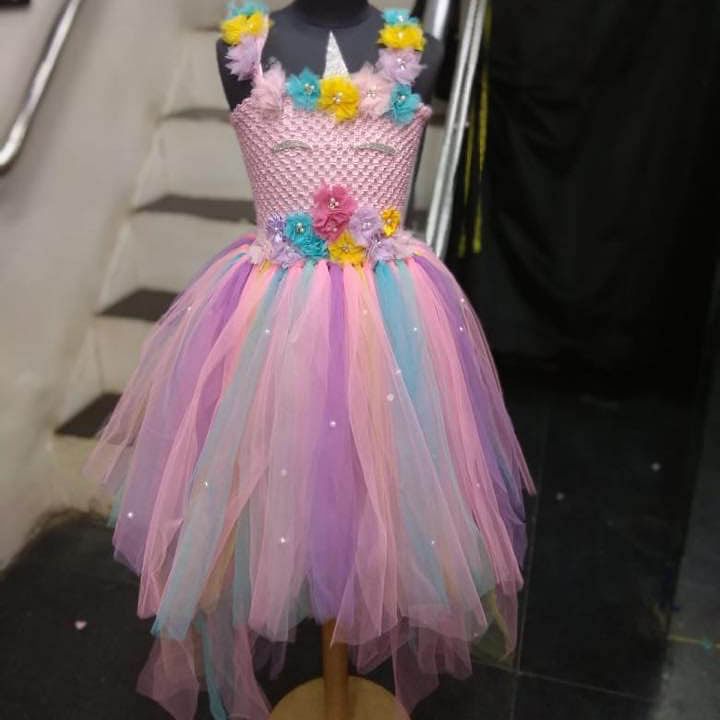 Clothing,Purple,Dress,Pink,Costume,Lavender,Ballet tutu,Lilac,Yellow,Cocktail dress