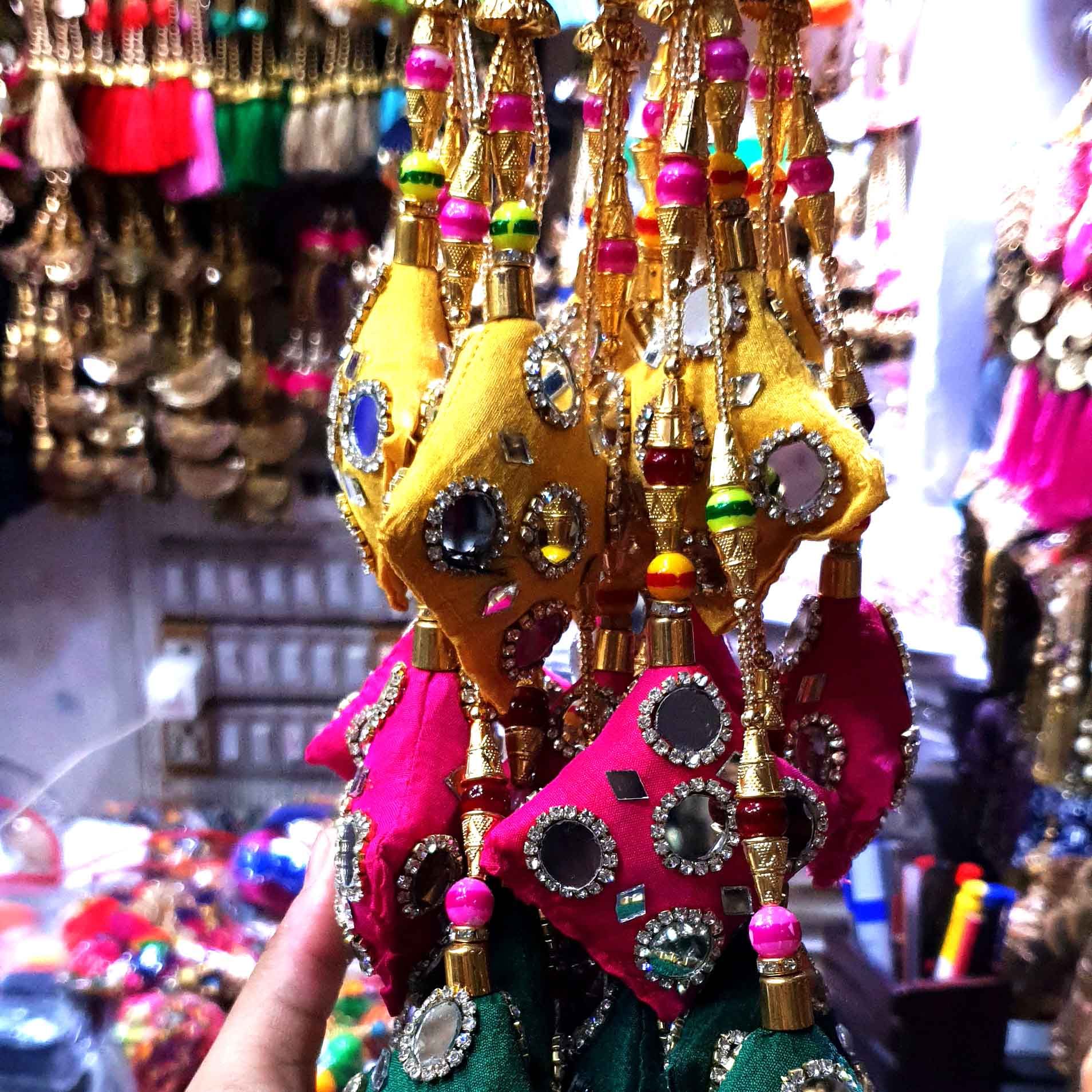 Public space,Tradition,Festival,Carnival,Event,Market,Fun,City,Fashion accessory,Bazaar