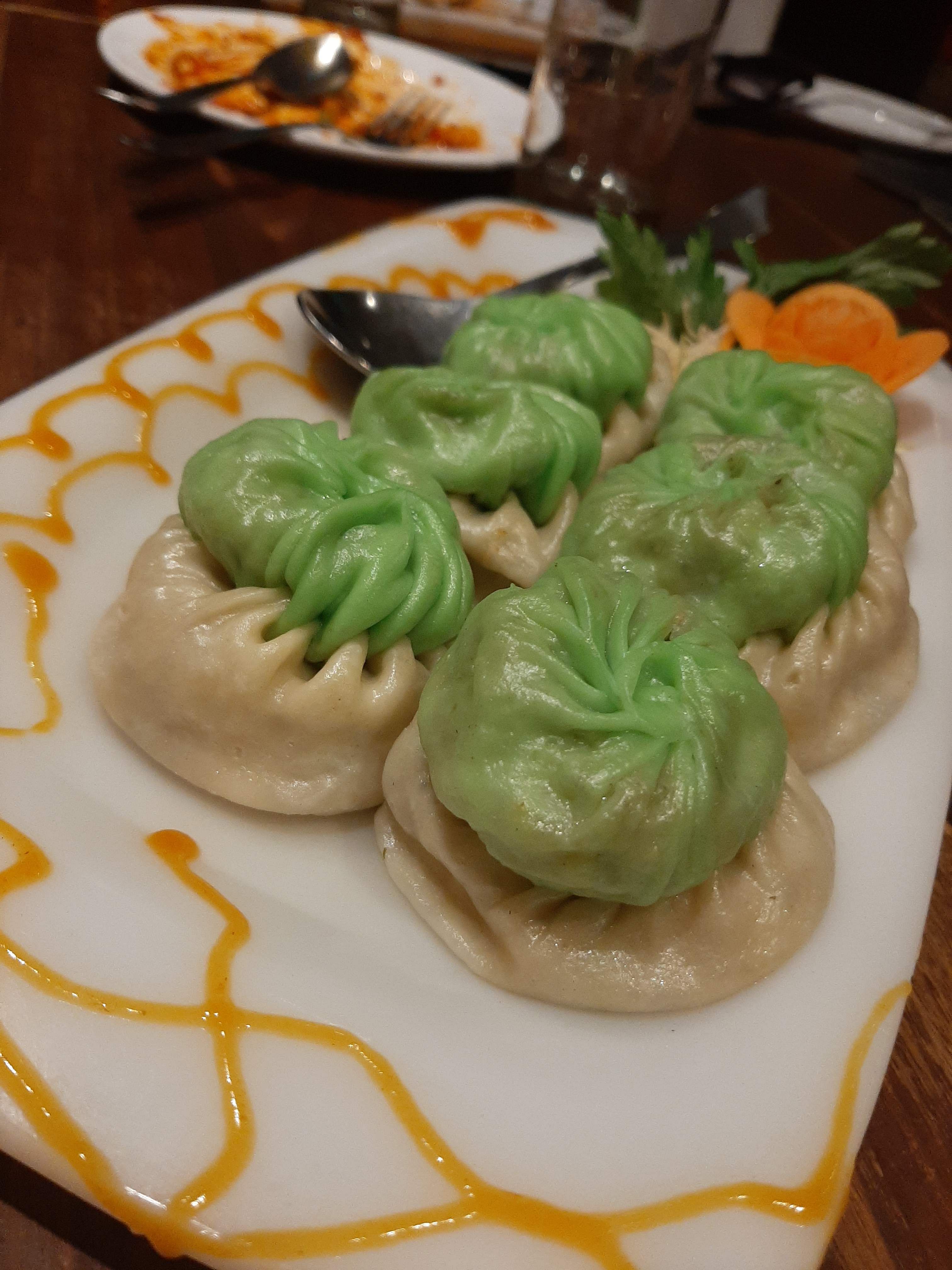 Dish,Food,Cuisine,Khinkali,Momo,Ingredient,Manti,Mongolian food,Produce,Shanghai food