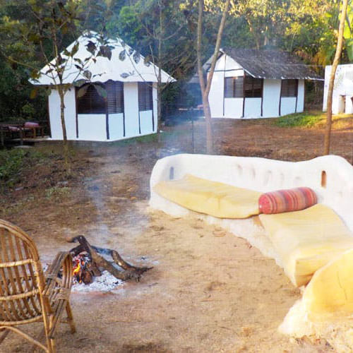 Property,Home,House,Backyard,Real estate,Cottage,Landscape,Building,Leisure,Vacation