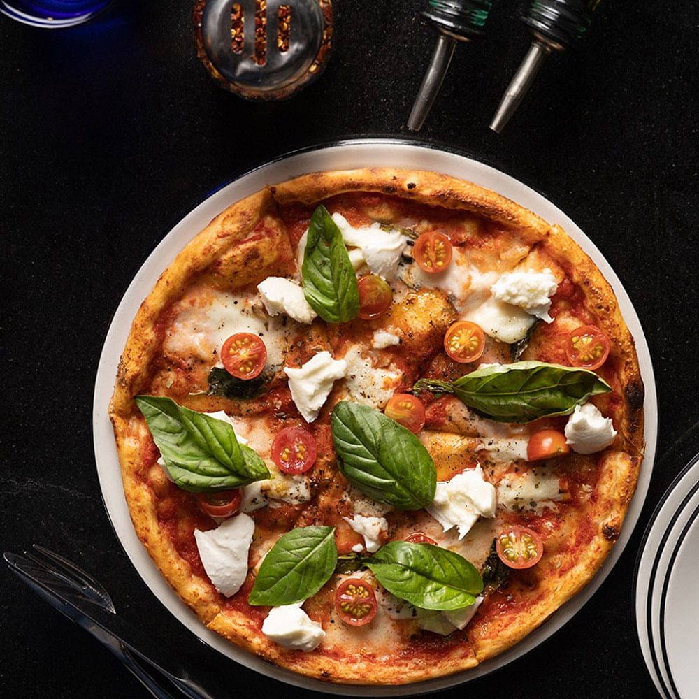 Dish,Food,Cuisine,Pizza,Ingredient,Goat cheese,Basil,Italian food,Recipe,Produce