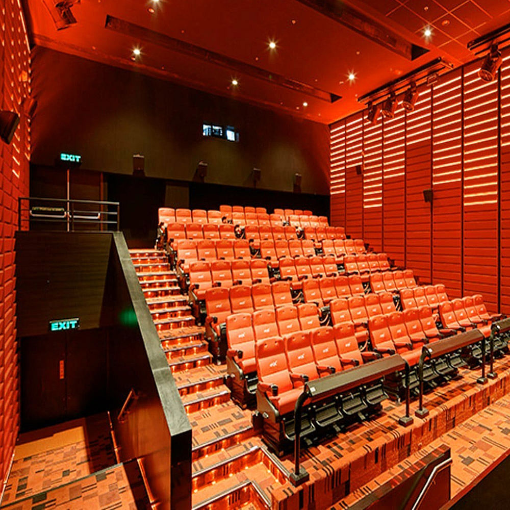 Auditorium,Concert hall,Building,Theatre,Performing arts center,heater,Convention center,Movie palace,Conference hall,Architecture