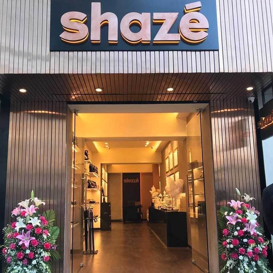 Building,Outlet store,Interior design,Real estate,Floristry,Facade,Boutique,Retail,Company