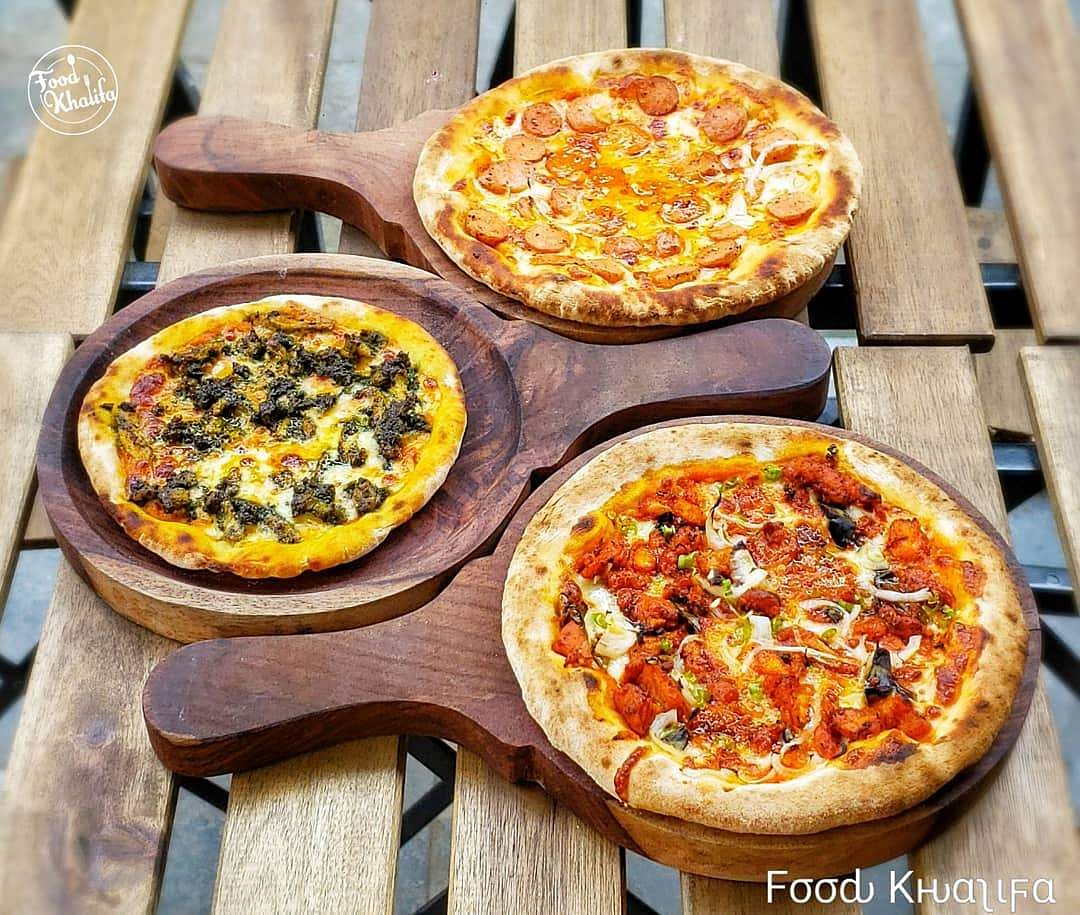 Dish,Food,Cuisine,Ingredient,Quiche,Pizza,Baked goods,Pizza cheese,Zwiebelkuchen,Recipe