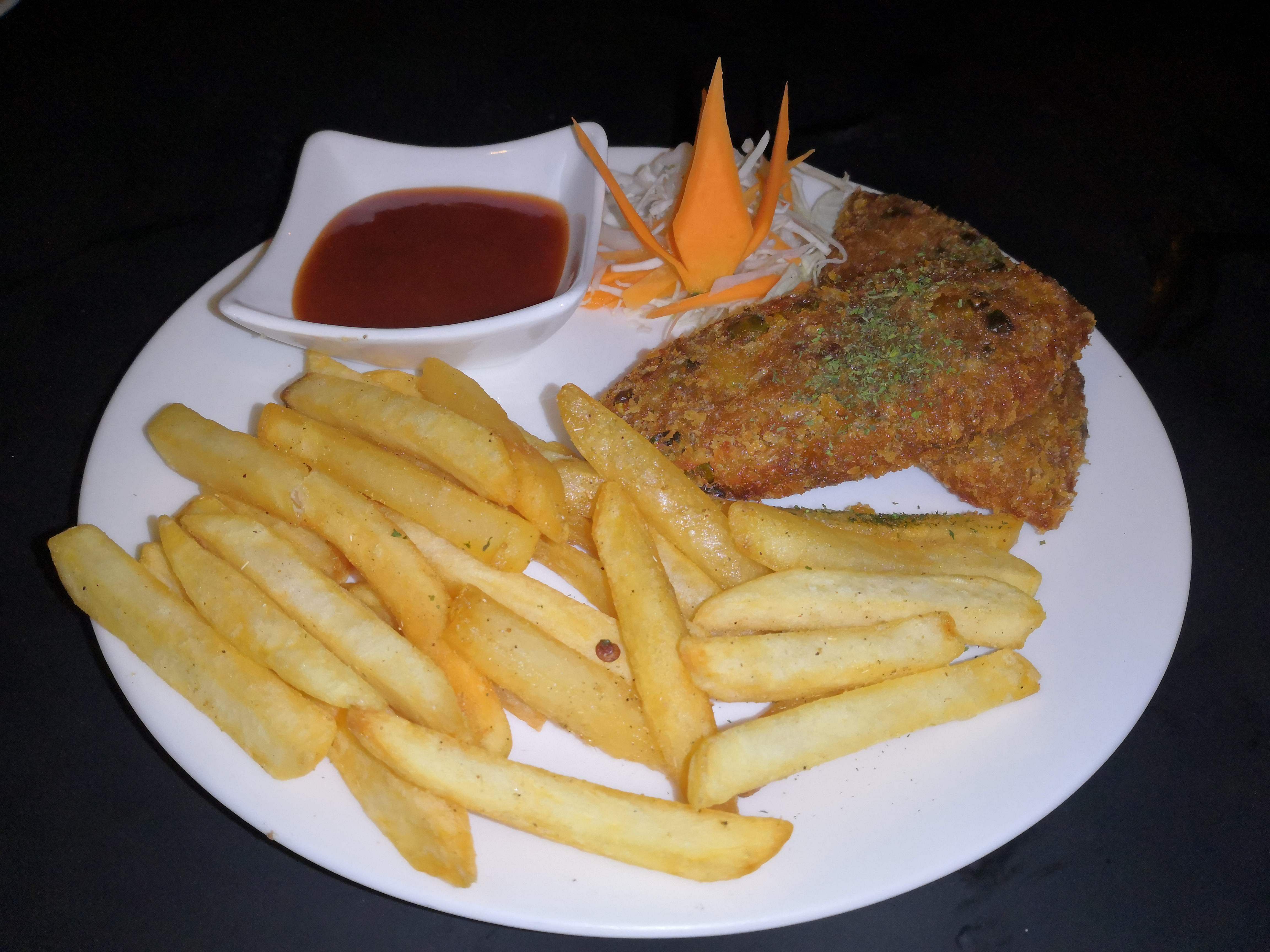 Dish,Food,Cuisine,French fries,Junk food,Fried food,Fish and chips,Deep frying,Fast food,Ingredient