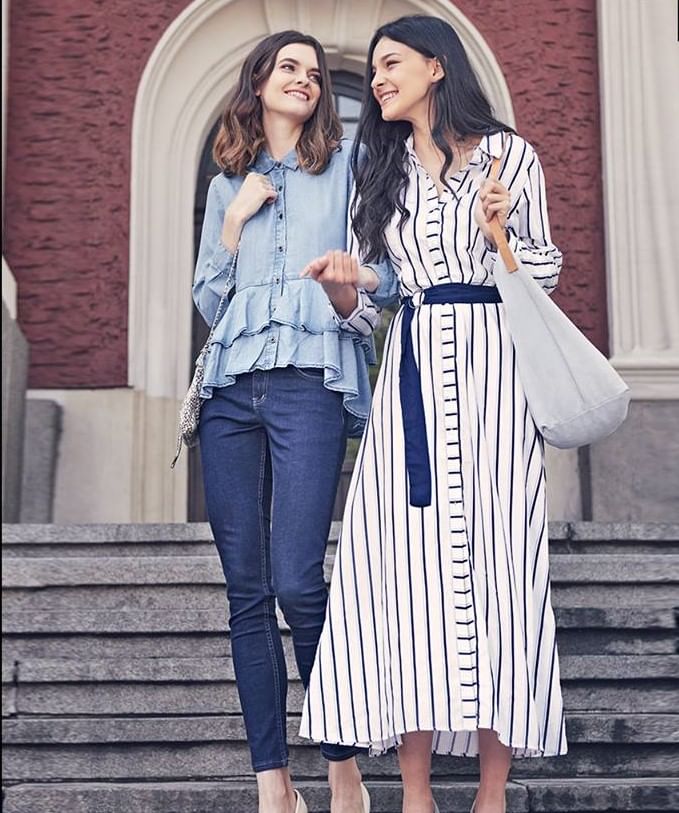 Clothing,White,Street fashion,Fashion,Dress,Outerwear,Denim,Jeans,Footwear,Textile